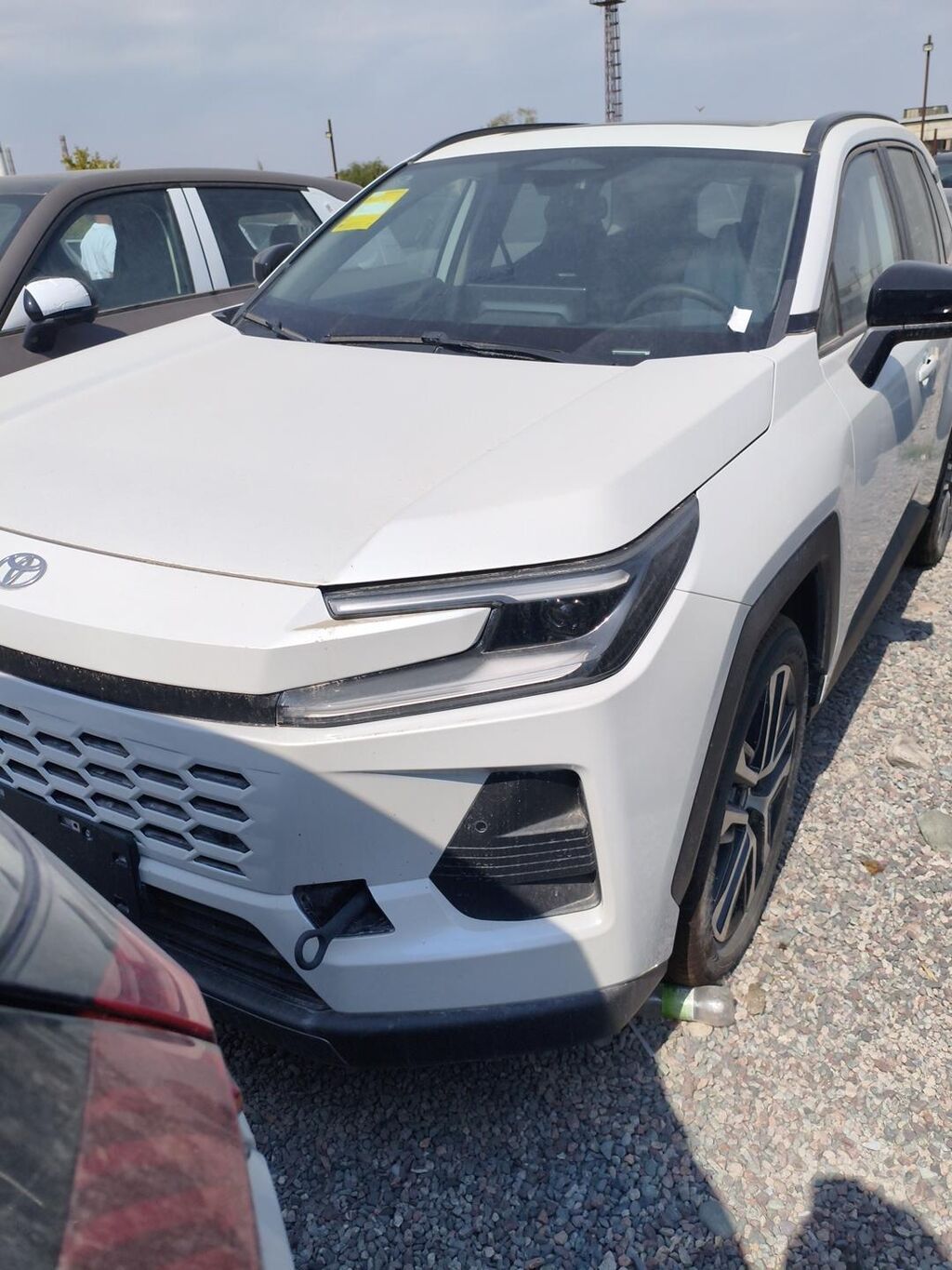 Toyota : 2026 г., 1.5 л, Автомат, Купе: фото 2