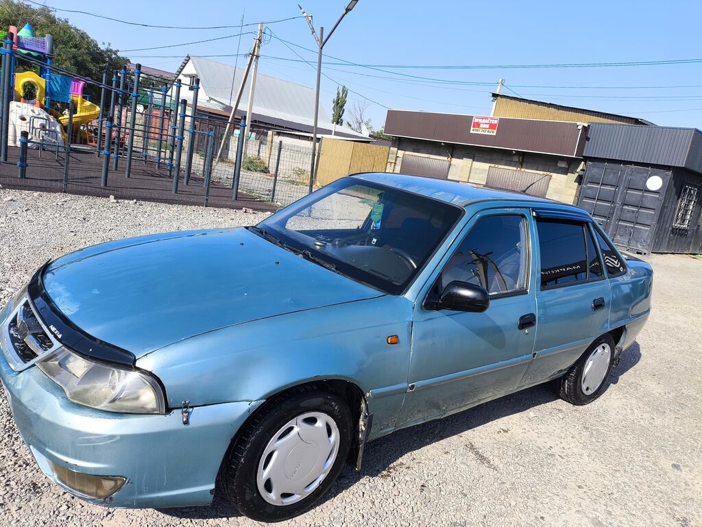 Daewoo Nexia: 2009 г., 1.5 л, Механика, Бензин, Седан: фото 3