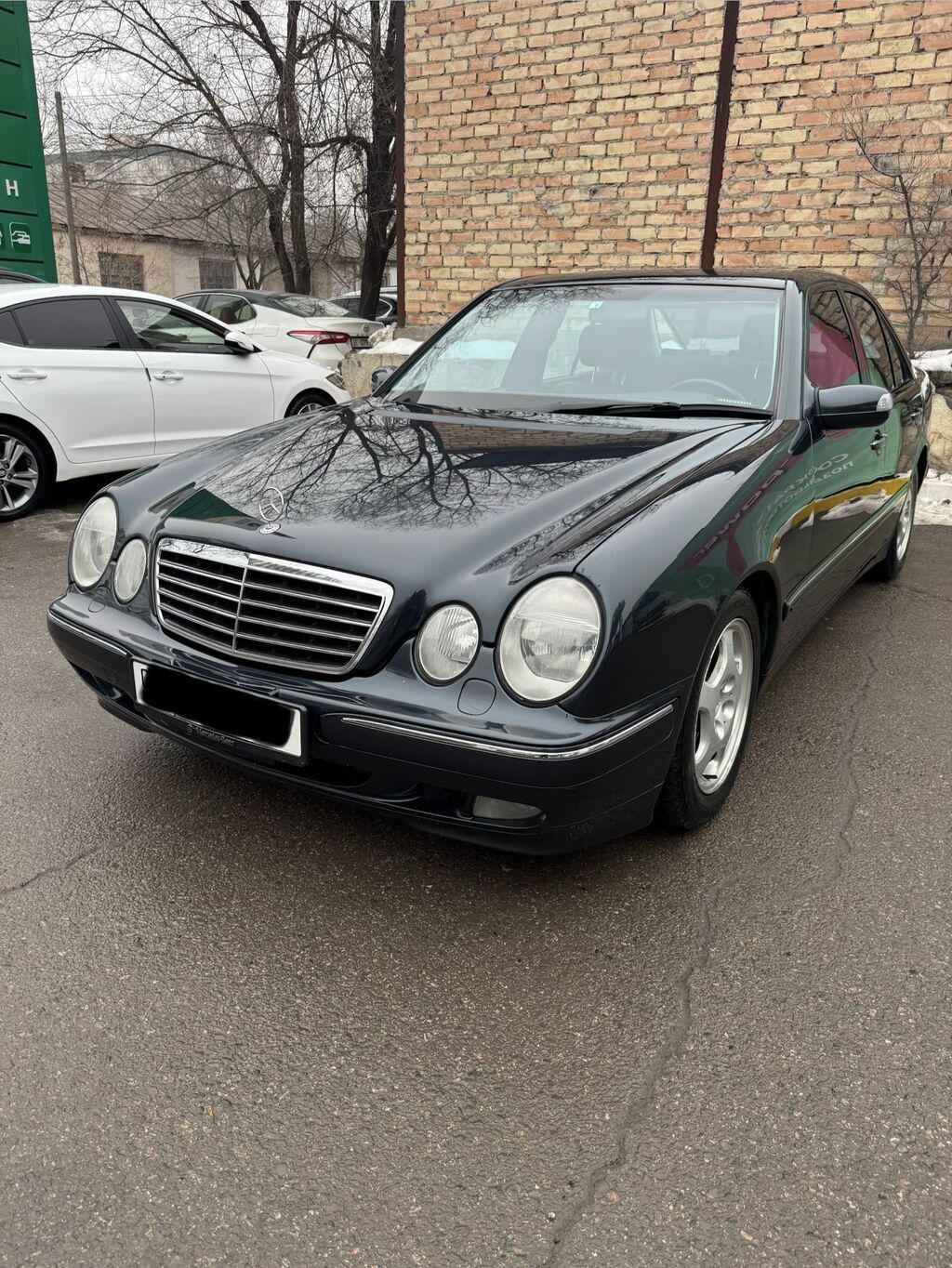 Mercedes-Benz E-Class: 2000 г., 3.2 л, Типтроник, Бензин, Седан: фото 2