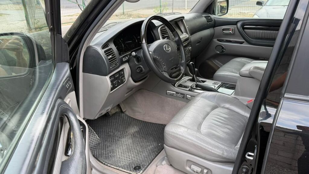 Lexus LX: 2006 г., 4.7 л, Автомат, Бензин, Внедорожник: фото 5