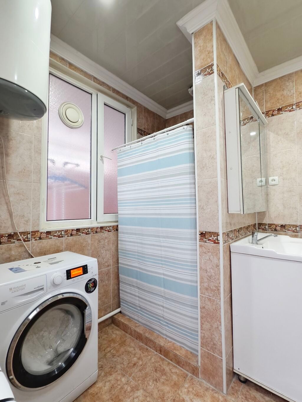 100 м², 5 комнат, Курманжан-Датка мкр: фото 7
