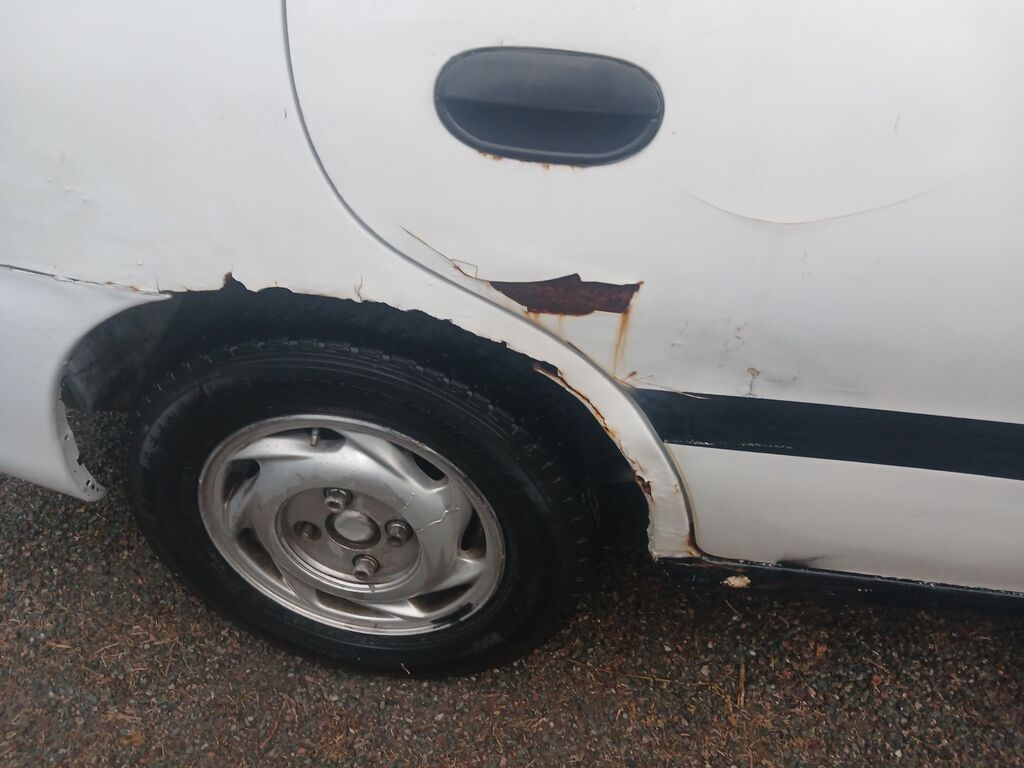 Daewoo Nexia: 1996 г., 1.5 л, Механика, Бензин, Седан: фото 5
