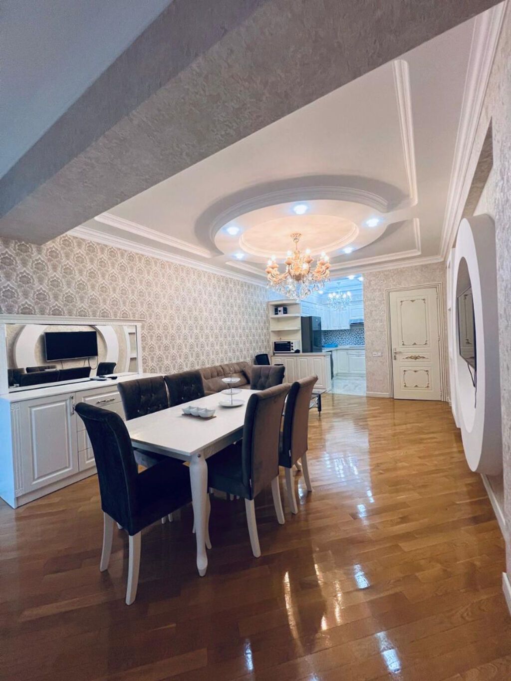 Park Azure Residence-də 2 otaqlı kirayə mənzil Ünvan: Bakı, 8 Noyabr