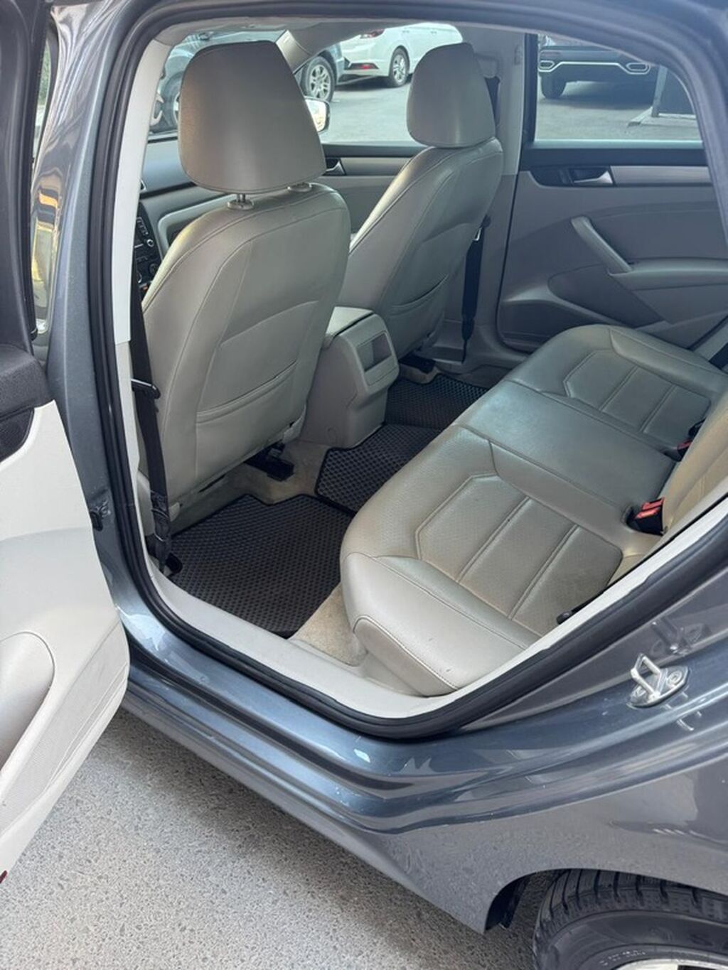 Volkswagen Passat: 2016 г., 1.8 л, Автомат, Бензин, Седан: фото 8
