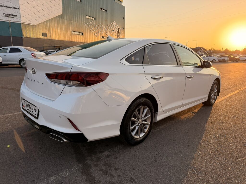 Hyundai Sonata: 2017 г., 2 л, Автомат, Бензин, Седан: фото 4