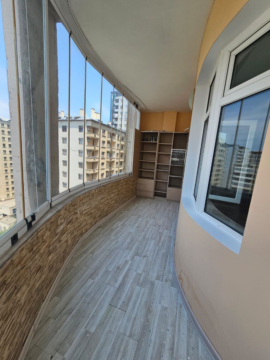 Bakı, 3 otaqlı, Köhnə tikili, 110 kv. m