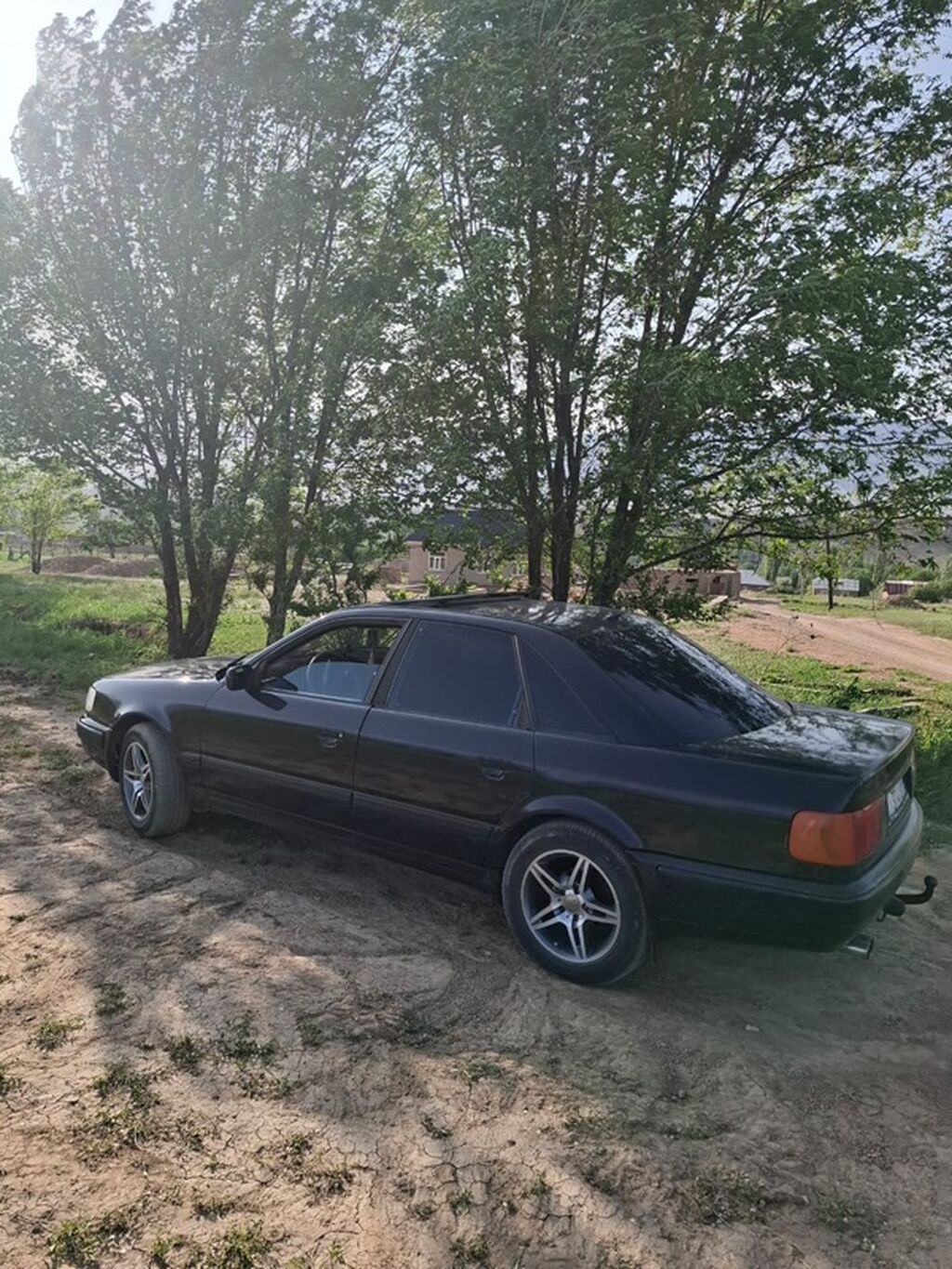 Audi A6: 1993 г., 2.6 л, Механика, Бензин, Седан: фото 2
