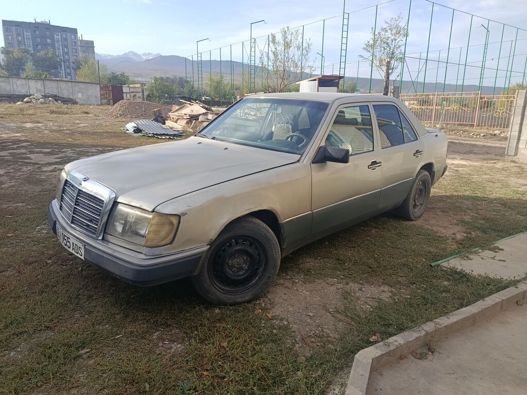 Mercedes-Benz W124: 1989 г., 2.3 л, Бензин, Седан: фото 4