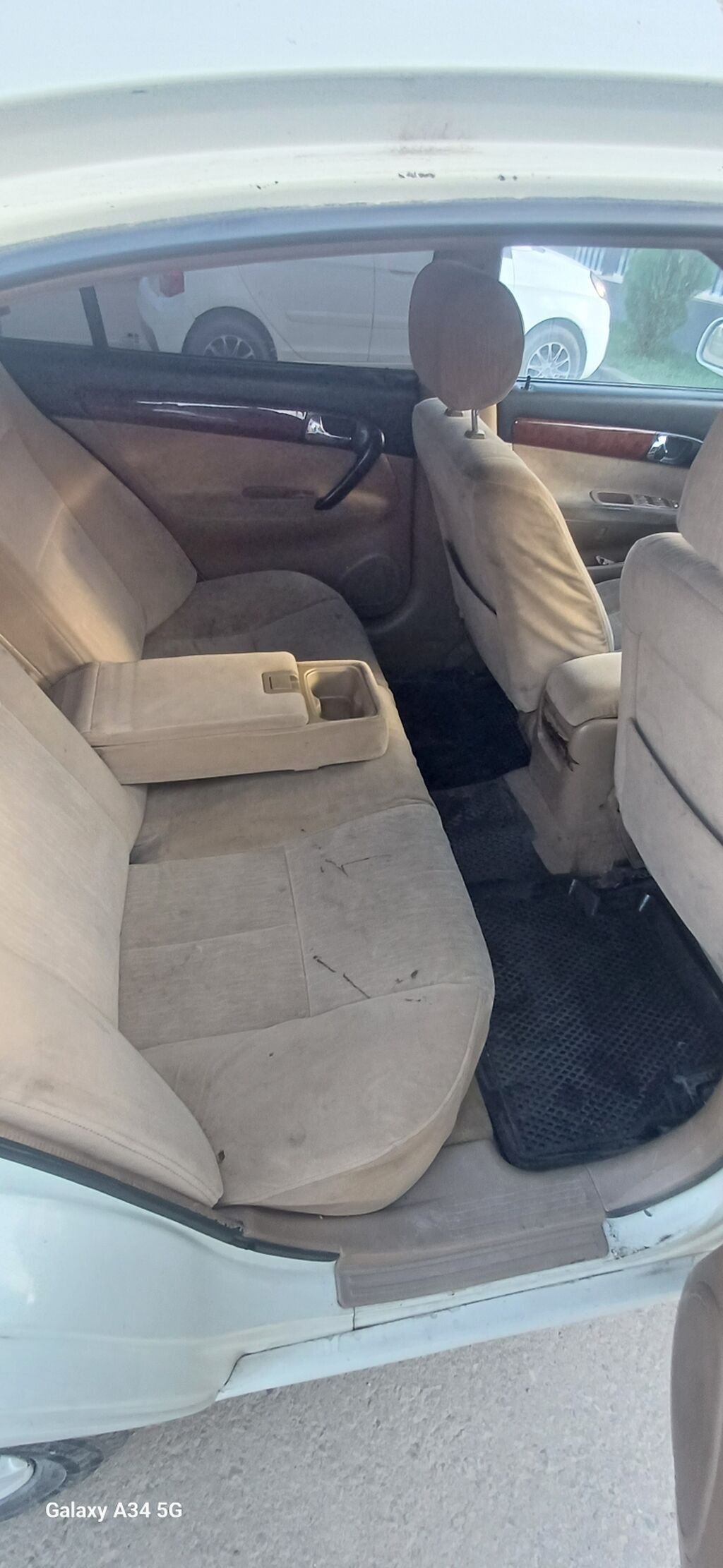 Daewoo Magnus: 2002 г., Механика, Бензин, Седан: фото 6