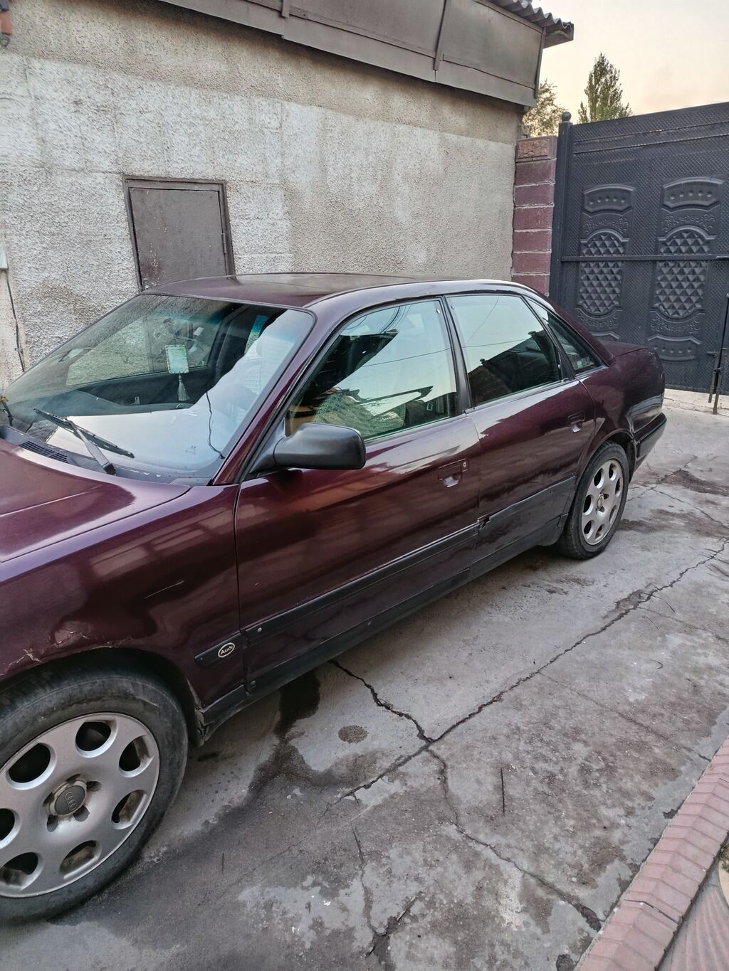 Audi 100