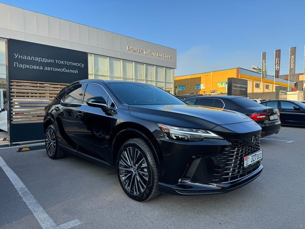 Lexus RX: 2023 г., 2.4 л, Автомат, Бензин, Кроссовер: фото 3