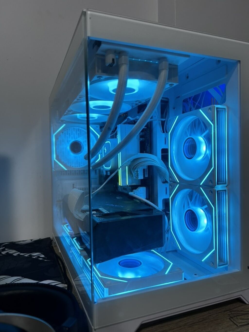 Белоснежный киберспортивный топ «Panda Style» — 7800X3d / RX 6800 XT: фото 2