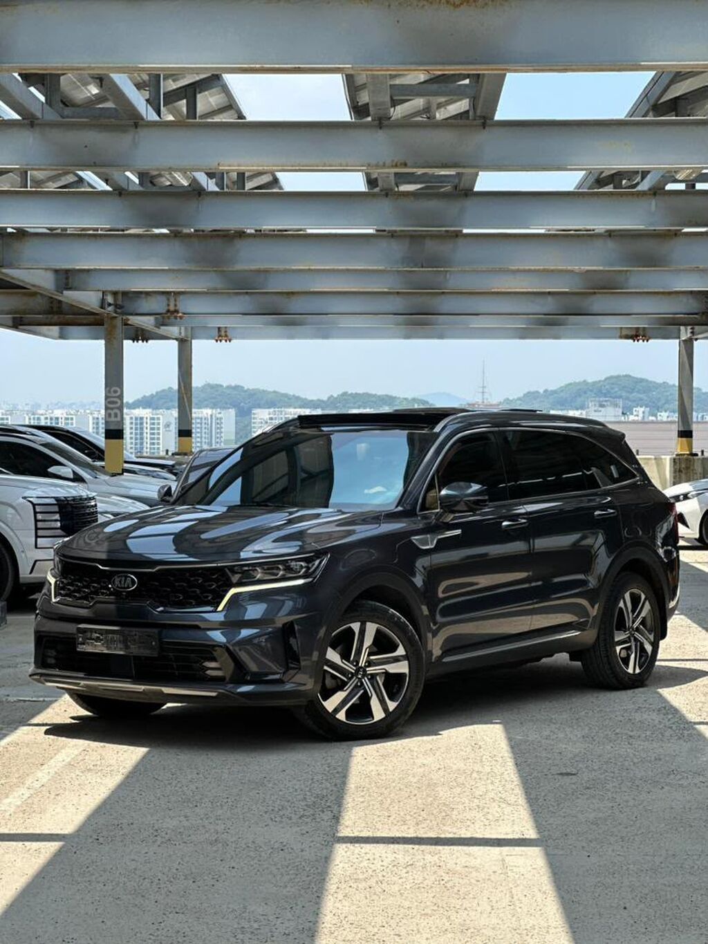 Kia Sorento 2022, кроссовер: фото 1