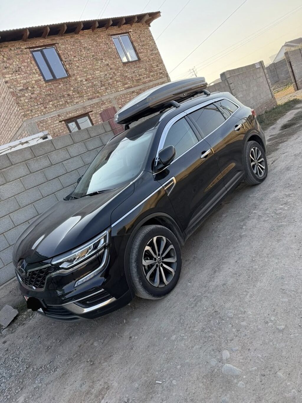 Renault Samsung QM6 (кроссовер) - Кузов: 5‑дверный кроссовер, чёрный: фото 7