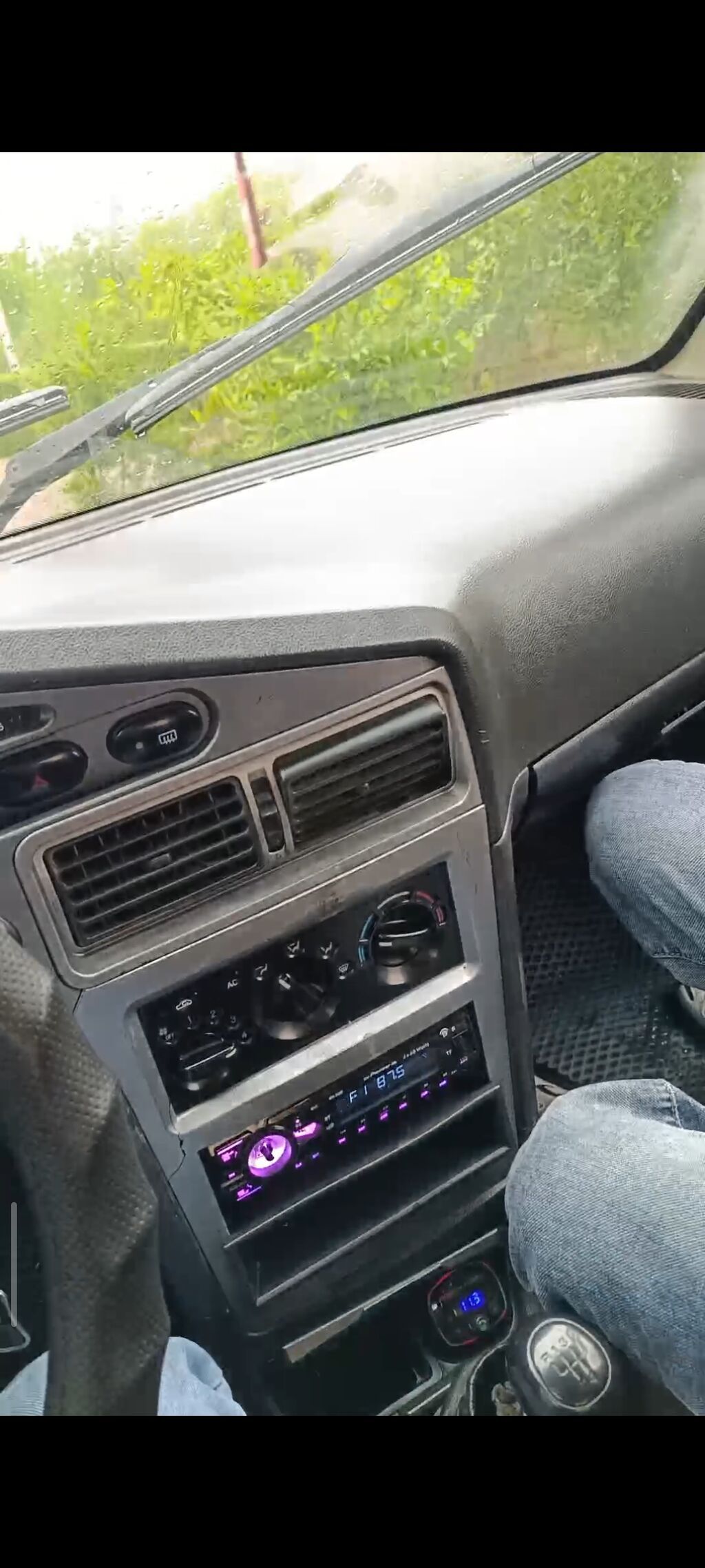 Daewoo Nexia: 2011 г., Седан: фото 7