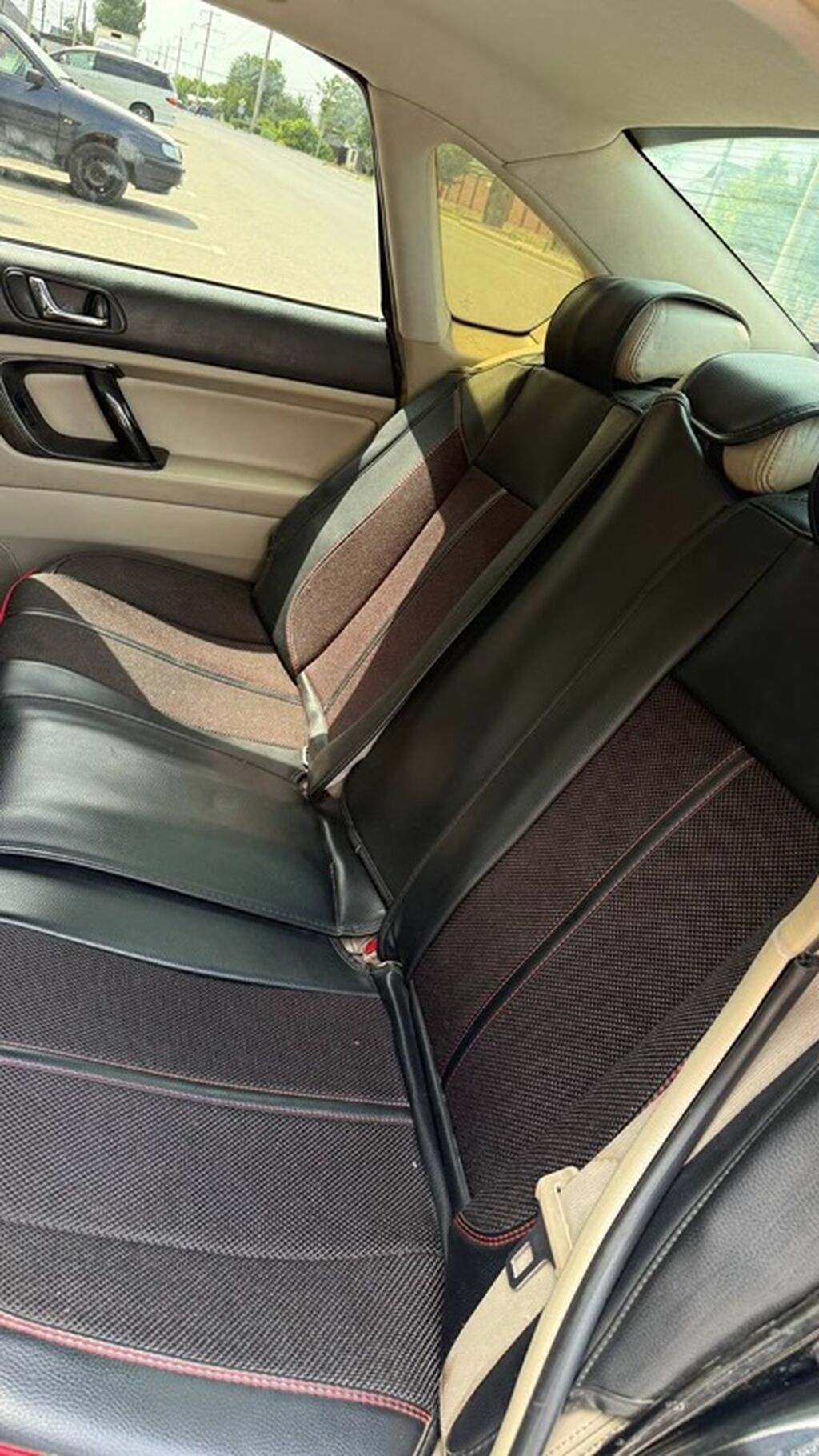 Subaru Legacy: 2003 г., 3 л, Автомат, Седан: фото 5