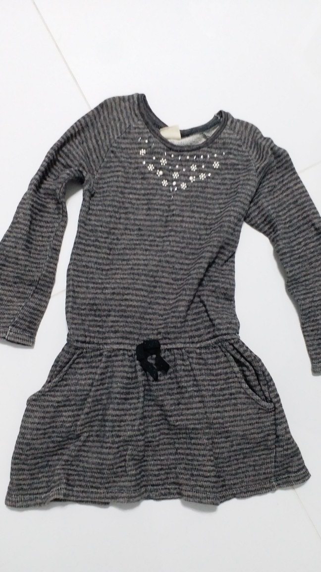 Decije haljine: Zara 128
7/8 godina na lalafo.rs Zara 128
7/8 godina - Vrsac