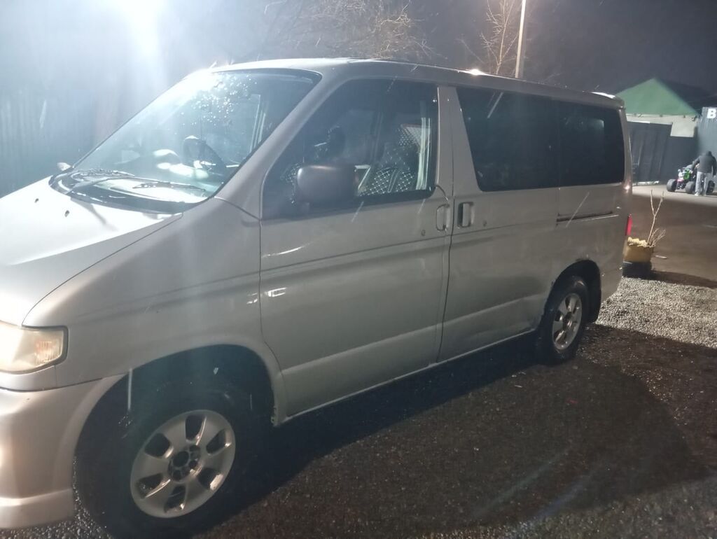 Mazda BONGO: 2001 г., 2.5 л, Автомат, Дизель, Минивэн: фото 1