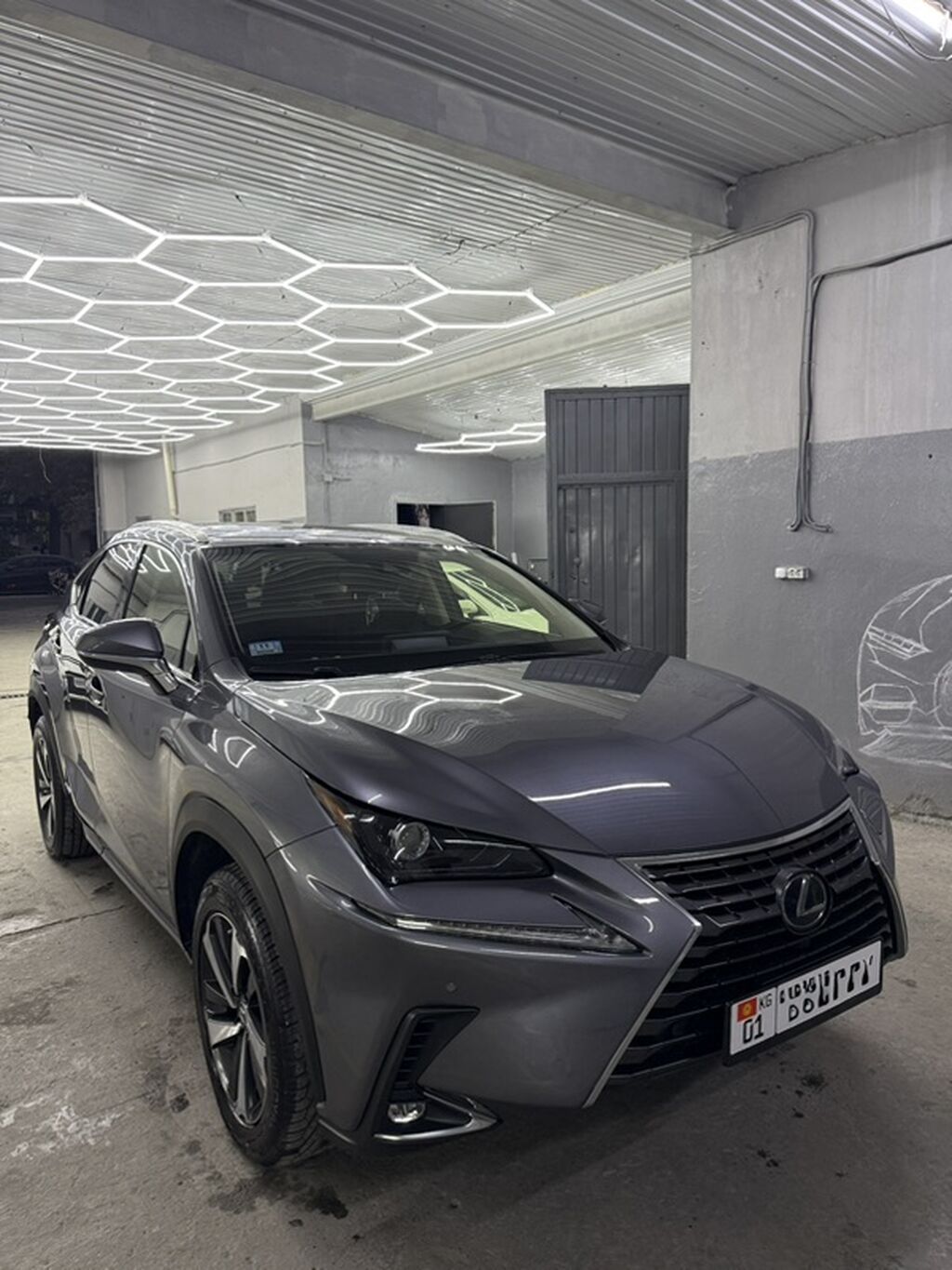 Lexus NX: 2020 г., 2.5 л, Вариатор, Гибрид, Кроссовер: фото 2