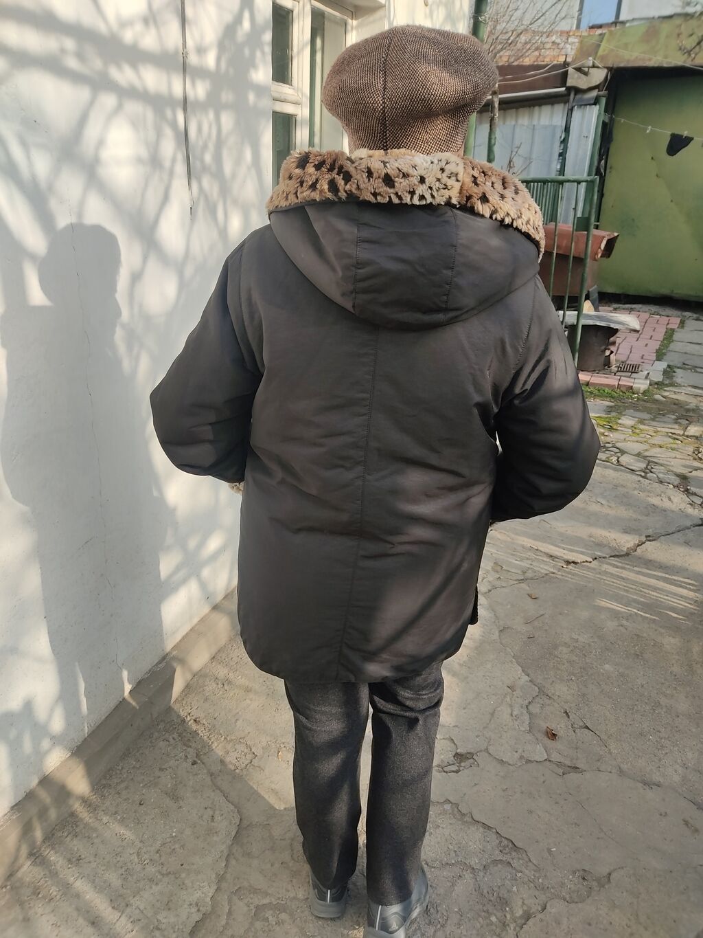 Пуховик, По колено, L — фото 4
