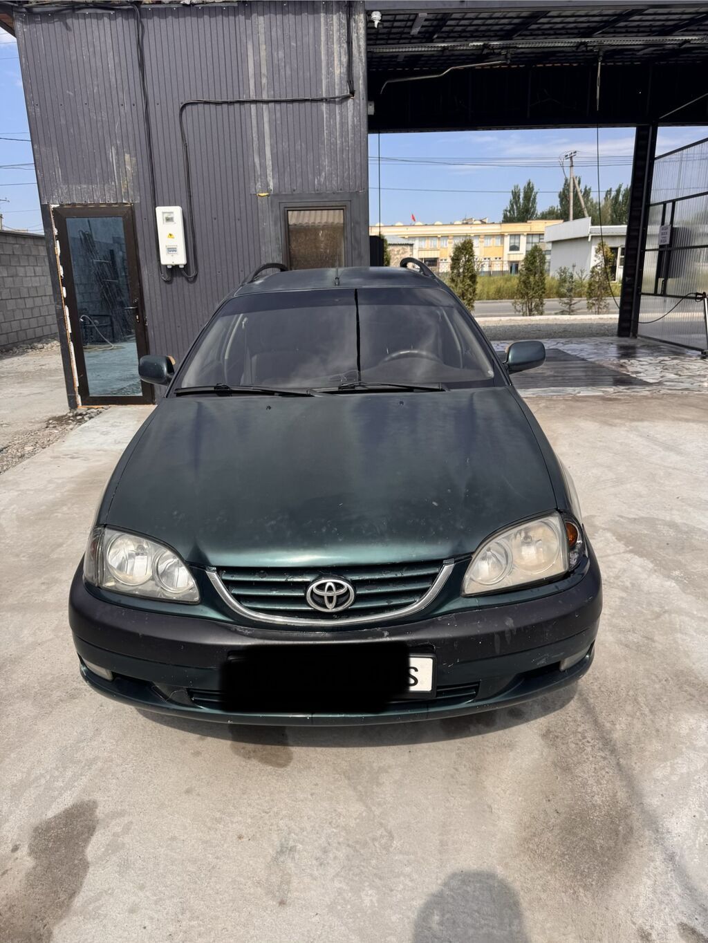 Toyota Avensis: 2001 г., 2 л, Механика, Дизель, Универсал: фото 3
