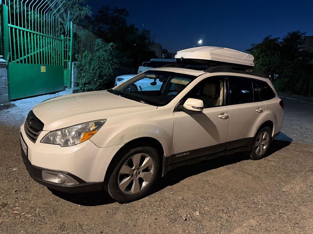 Subaru Outback: 2011 г., 2.5 л, Типтроник, Бензин, Универсал: фото 4