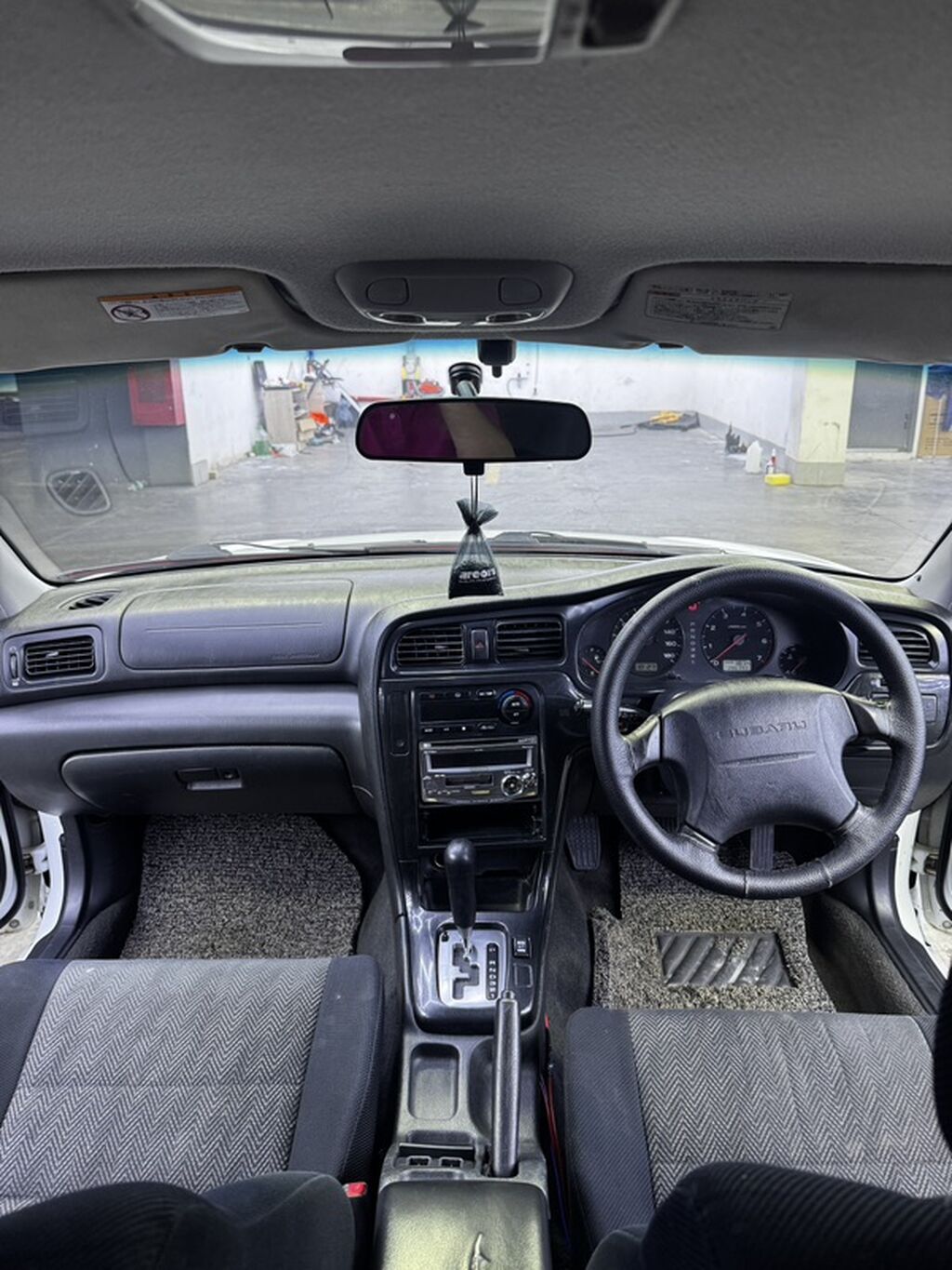Subaru Legacy: 2002 г., 2 л, Автомат, Бензин, Седан: фото 6