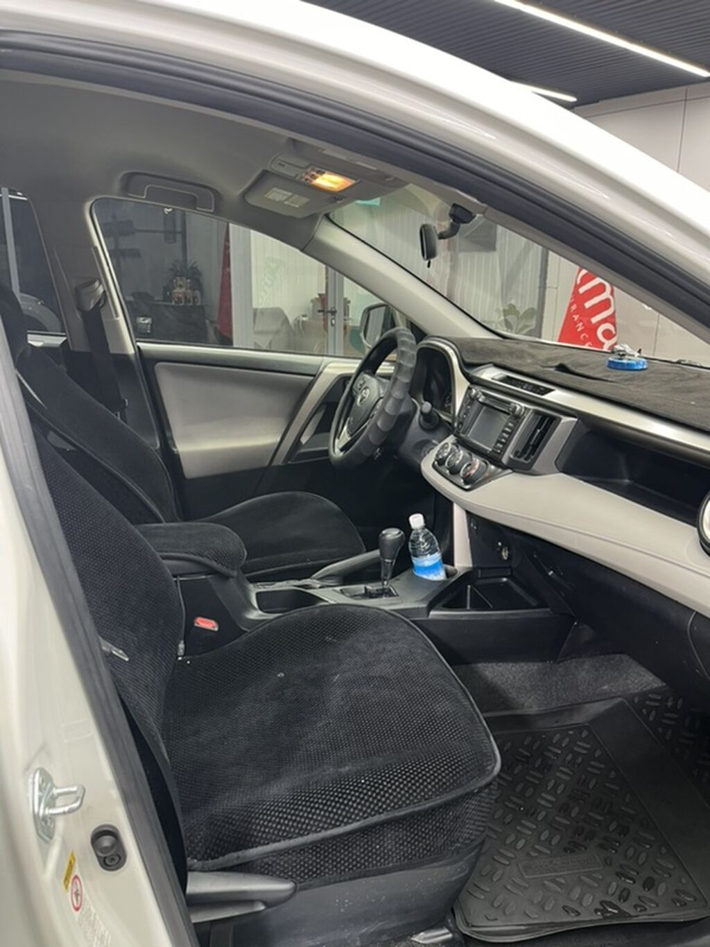 Toyota RAV4: 2015 г., 2.5 л, Автомат, Бензин, Кроссовер: фото 6