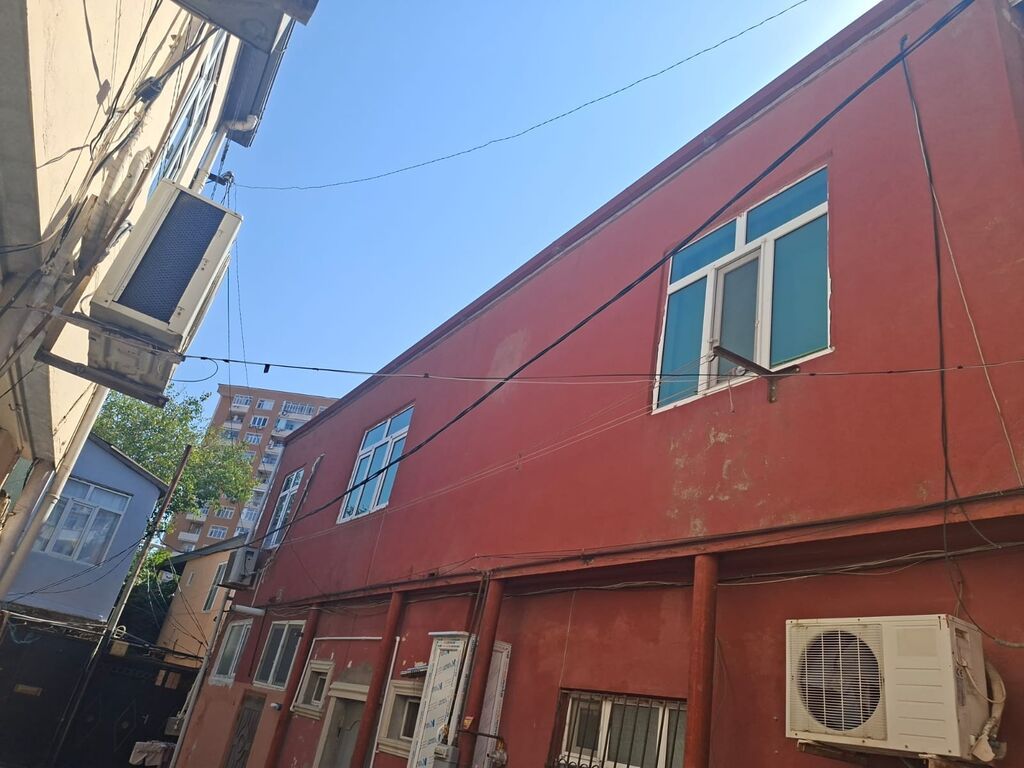 80 kv. m, 2 otaqlı, Telefon, İnternet, İşıq