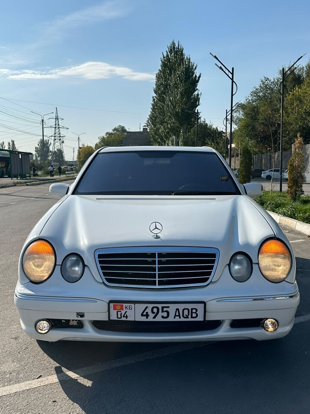 Mercedes-Benz E-Class: 1998 г., 4.3 л, Автомат, Бензин, Седан: фото 3