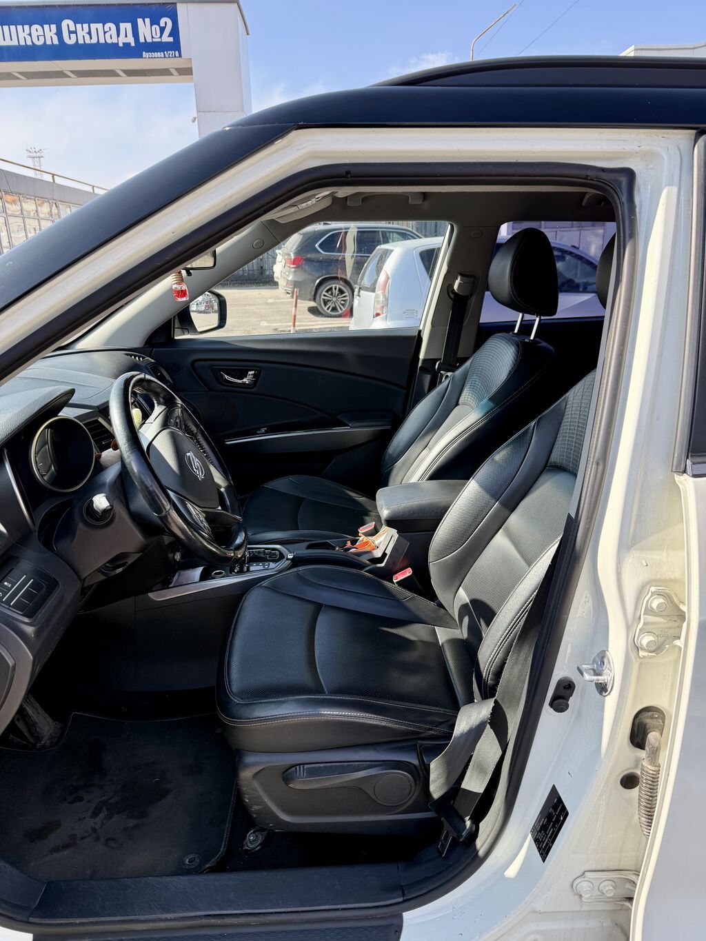 Ssangyong Tivoli: 2017 г., 1.6 л, Автомат, Бензин, Кроссовер: фото 4