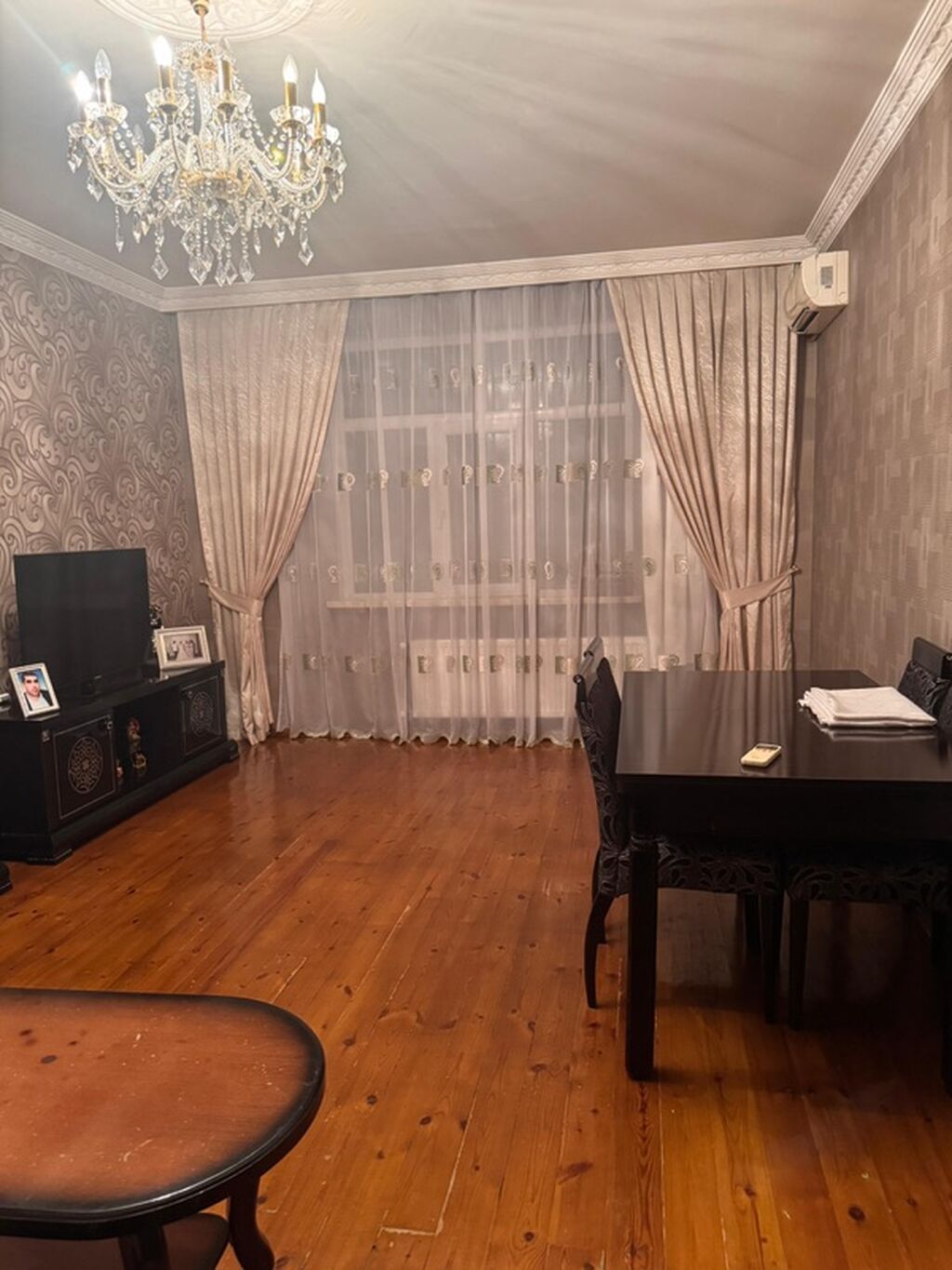 4 otaqlı, 175 kv. m, Kredit yoxdur, Orta təmir