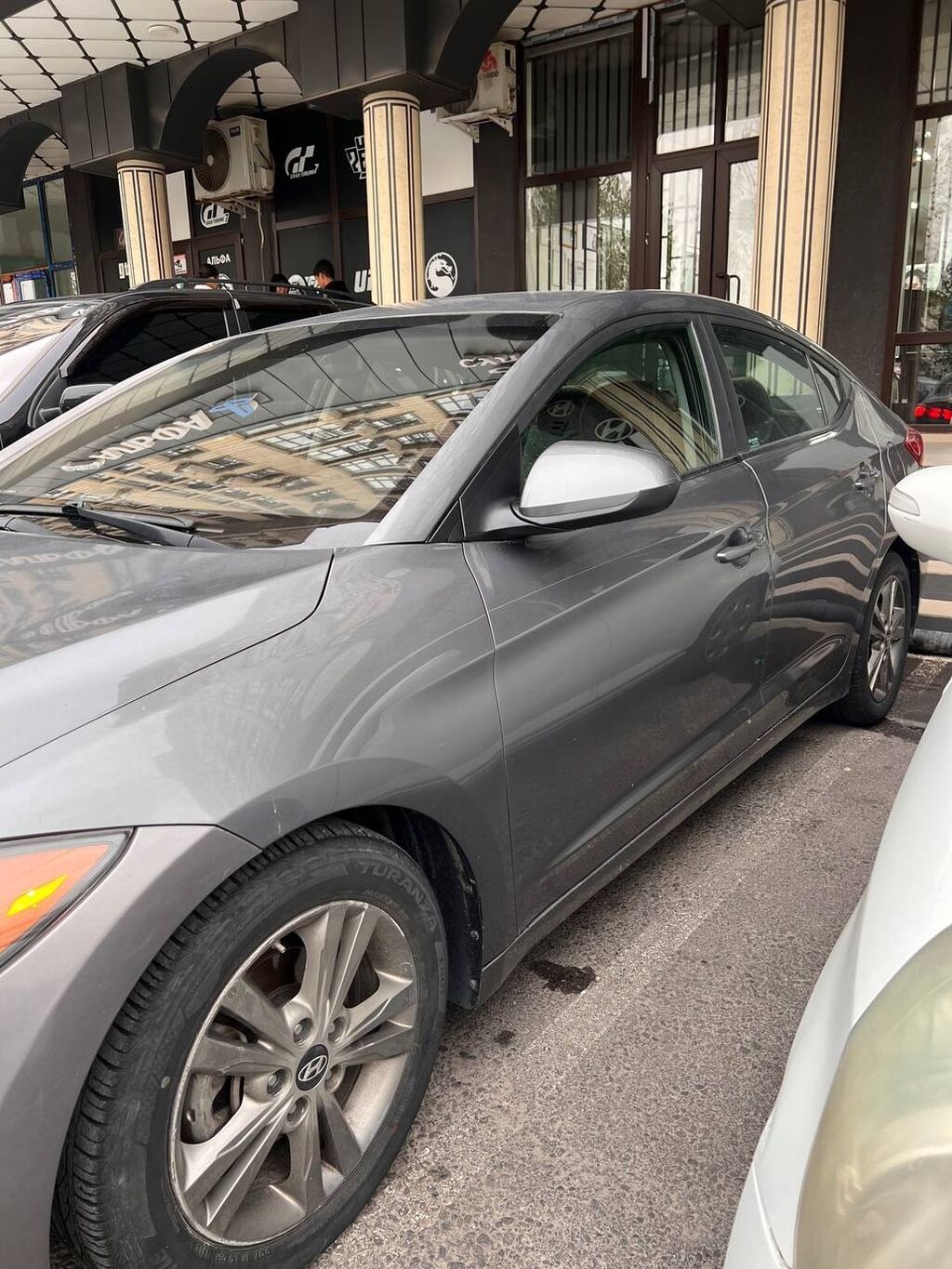 Hyundai Elantra: 2017 г., 2 л, Автомат, Бензин, Седан: фото 2