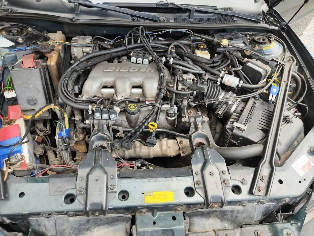 Pontiac Grand Prix: 2001 г., 3.1 л, Автомат, Газ, Седан: фото 8