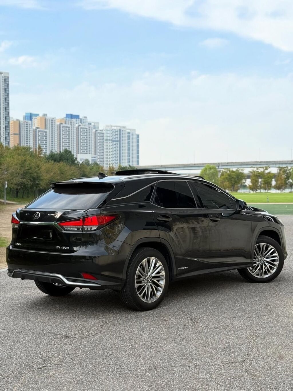 Lexus RX: 2021 г., 3.5 л, Автомат, Гибрид, Кроссовер: фото 5