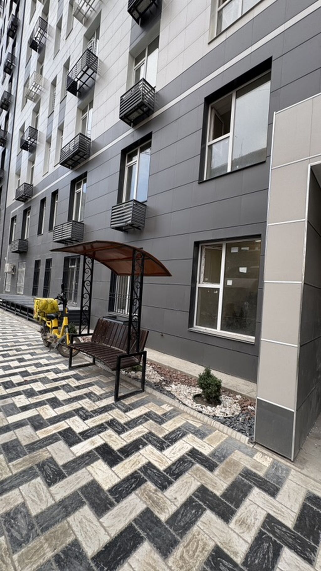 3 комнаты, 81 м², Элитка, 2 этаж, ПСО (под самоотделку): фото 3