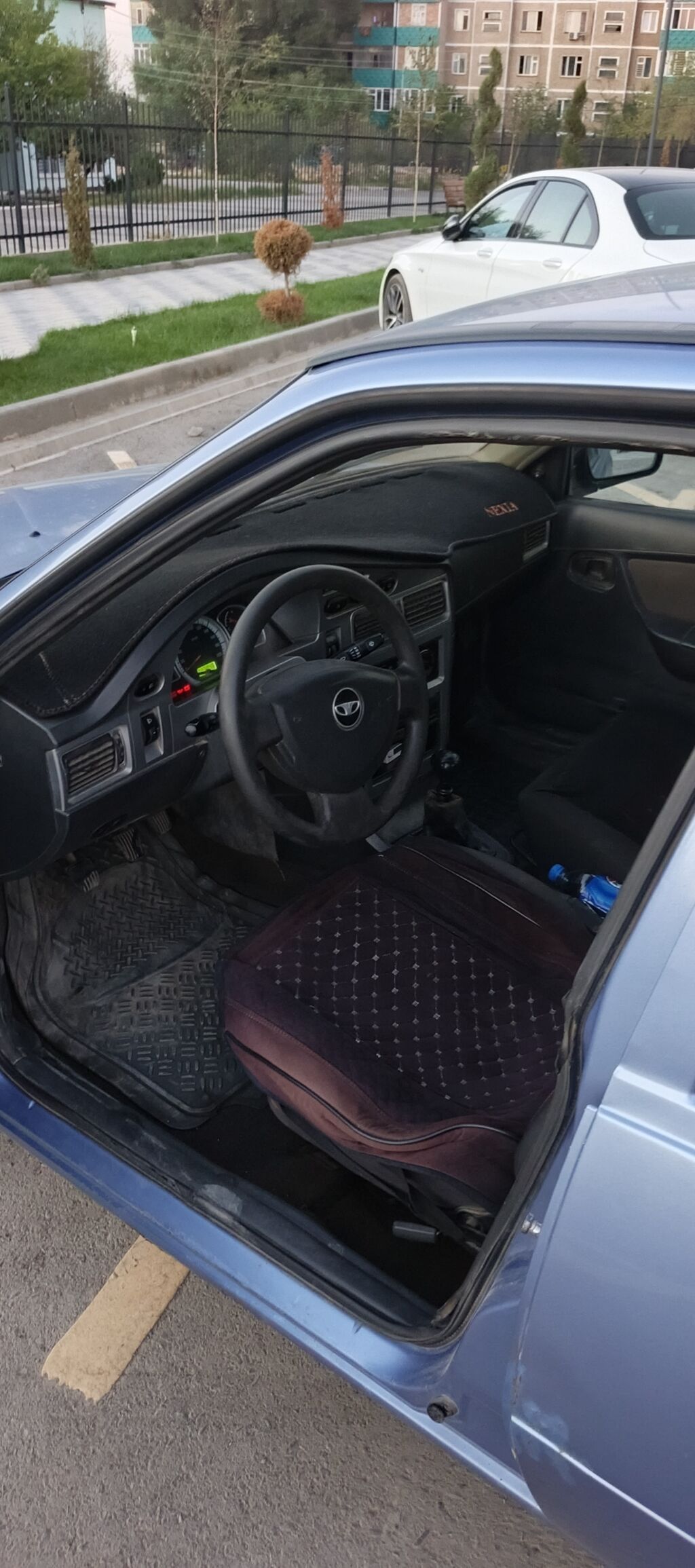 Daewoo Nexia: 2008 г., 1.6 л, Седан: фото 7