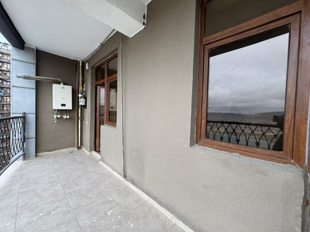 4 otaqlı, Yeni tikili, 117 kv. m