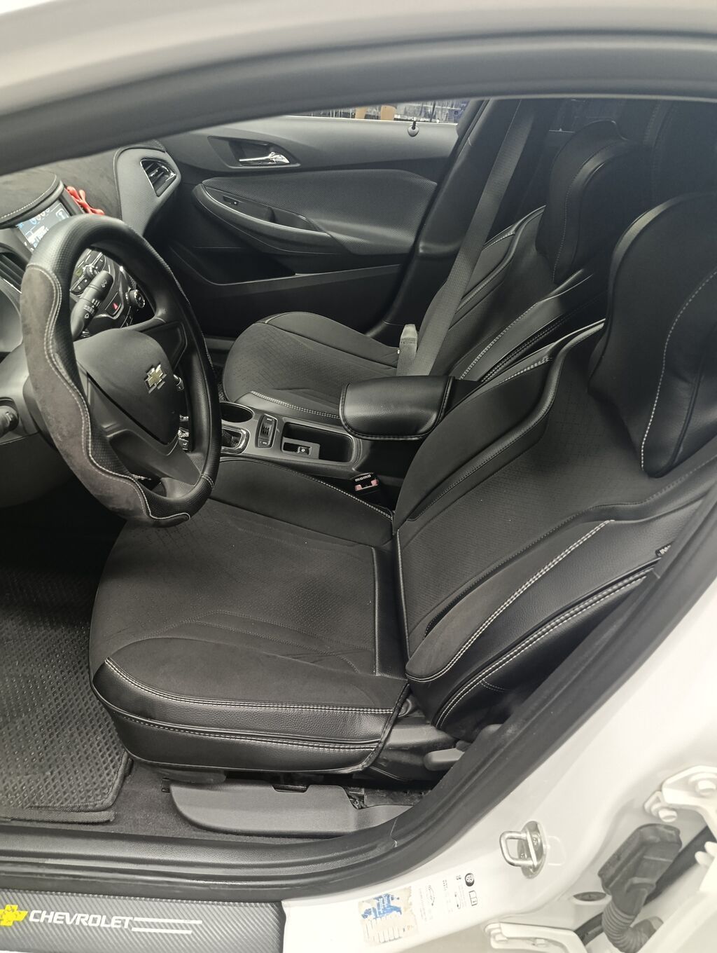 Chevrolet Cruze: 2018 г., 1.4 л, Автомат, Бензин, Седан: фото 5