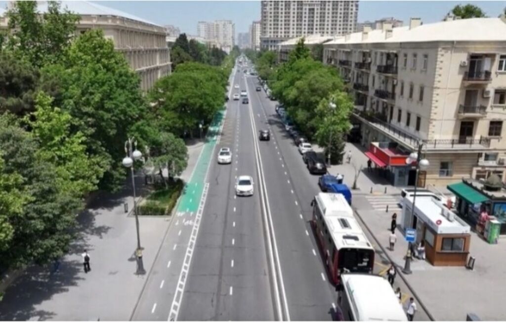 ,, Xətai metrosuna,,, Azura,, əyləncə mərkəzinə,, Dəniz