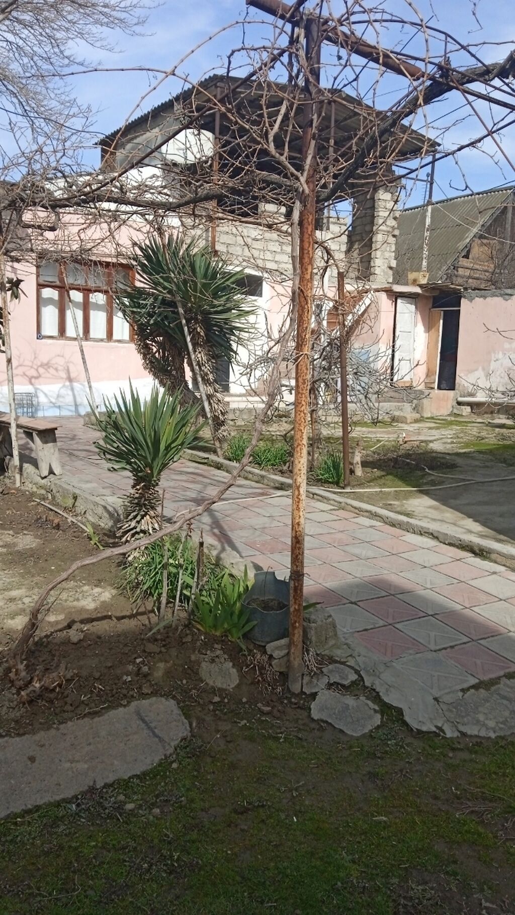 Ağ şəhər 12 otaq, 800 kv. m, Kredit yoxdur, Orta təmir