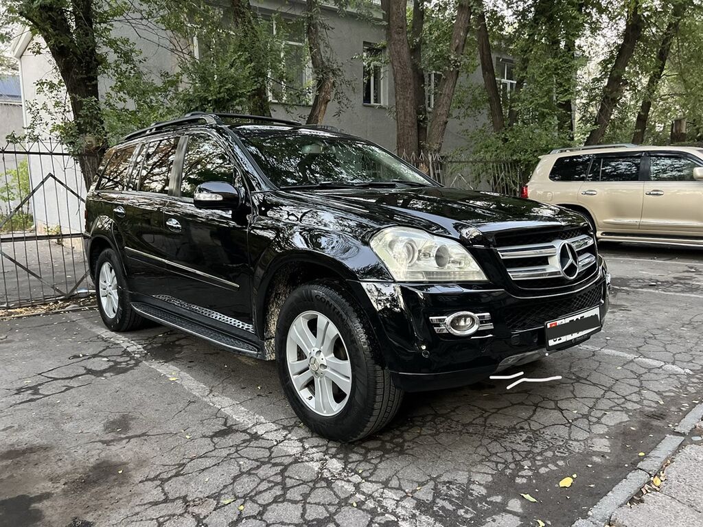 Mercedes-Benz GL-Class: 2007 г., 4.7 л, Автомат, Бензин, Внедорожник: фото 3
