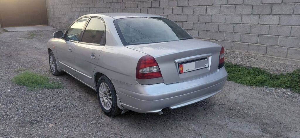 Daewoo Nubira: 2001 г., 1.5 л, Автомат, Бензин, Седан: фото 5