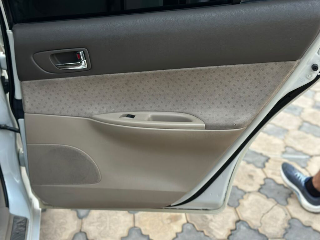 Mazda Atenza: 2003 г., 2.3 л, Автомат, Бензин, Седан: фото 5