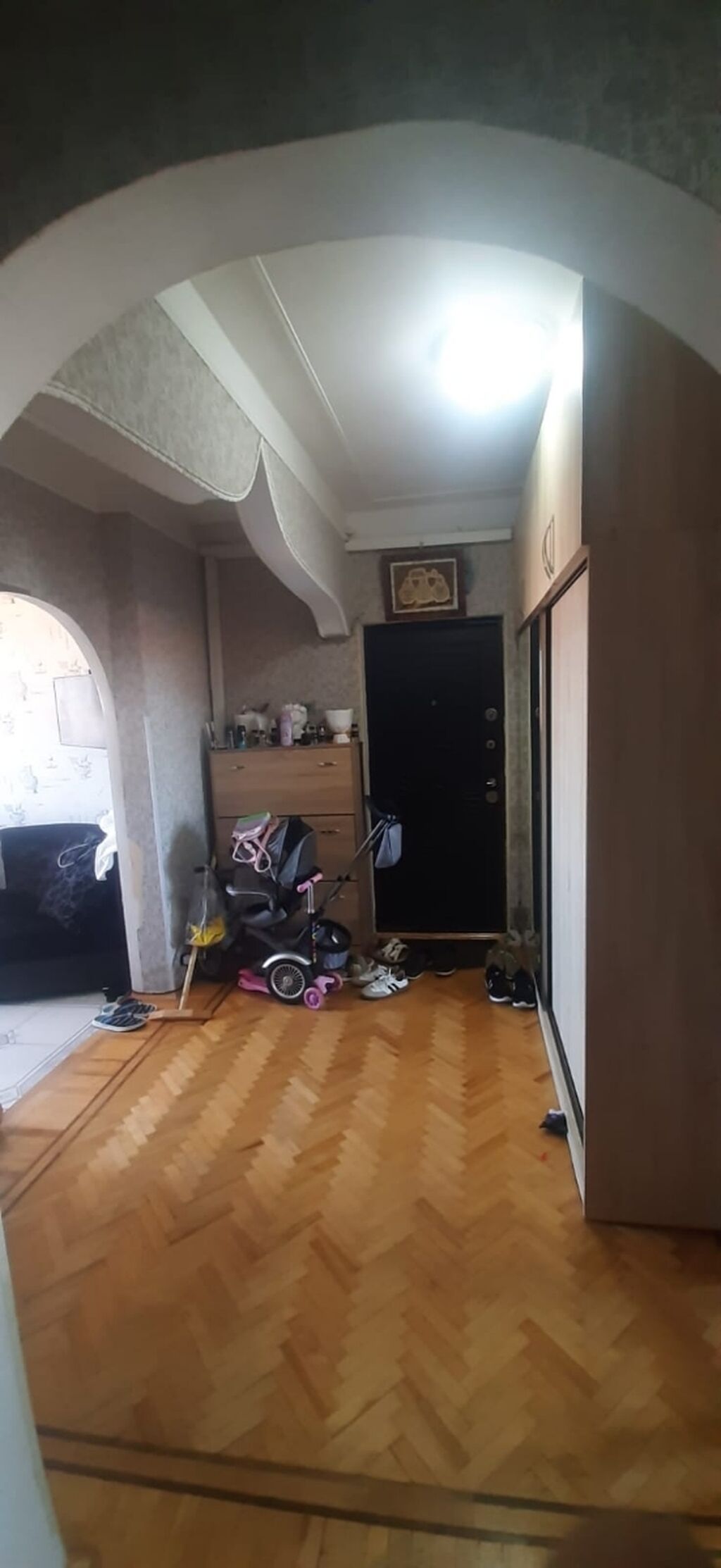 Bakı, Bakıxanov qəs., 3 otaqlı, Köhnə tikili, m. Neftçilər, 80 kv. m