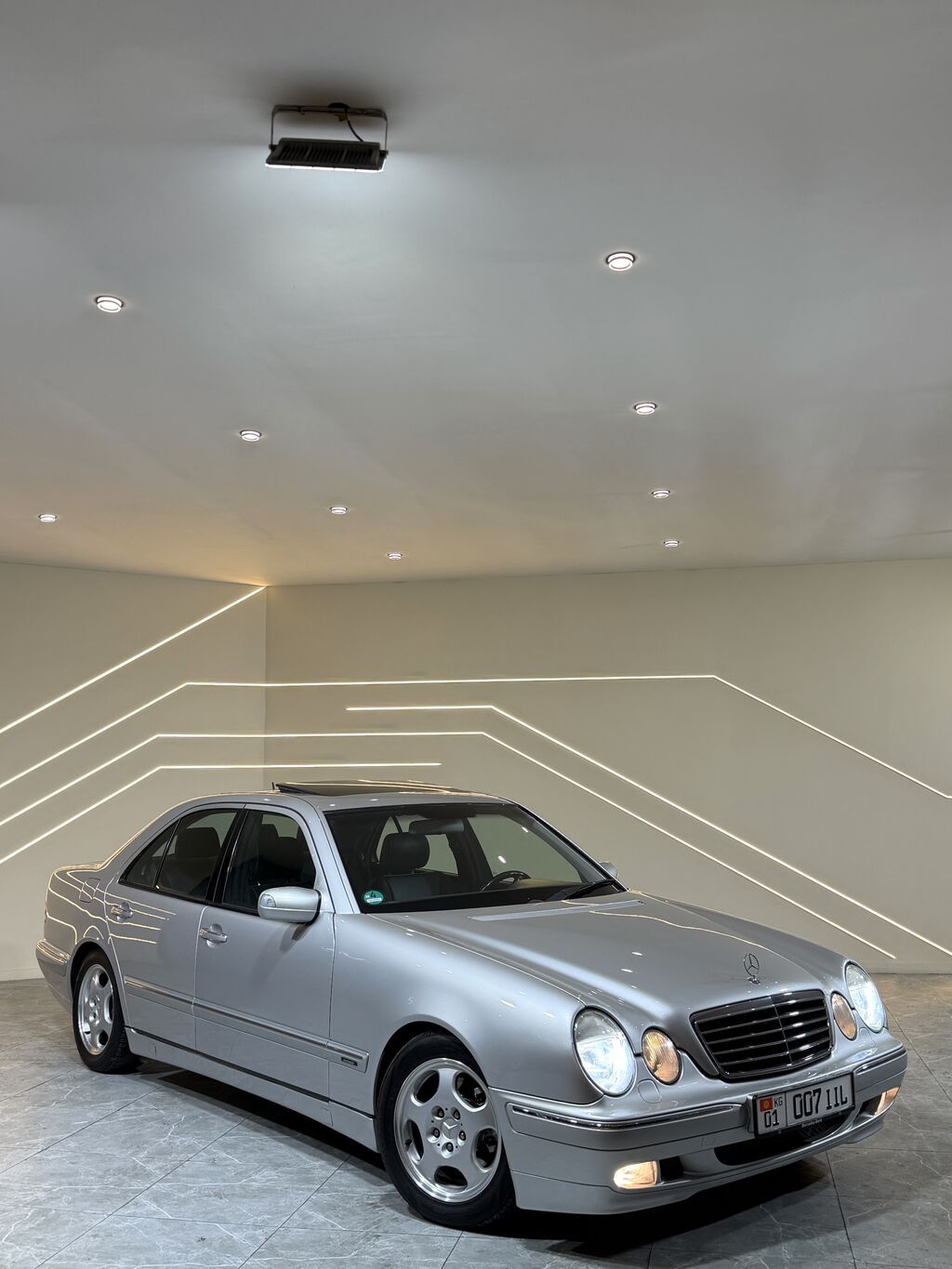 Mercedes-Benz E-Class: 2003 г., 2.8 л, Автомат, Бензин, Седан: фото 4