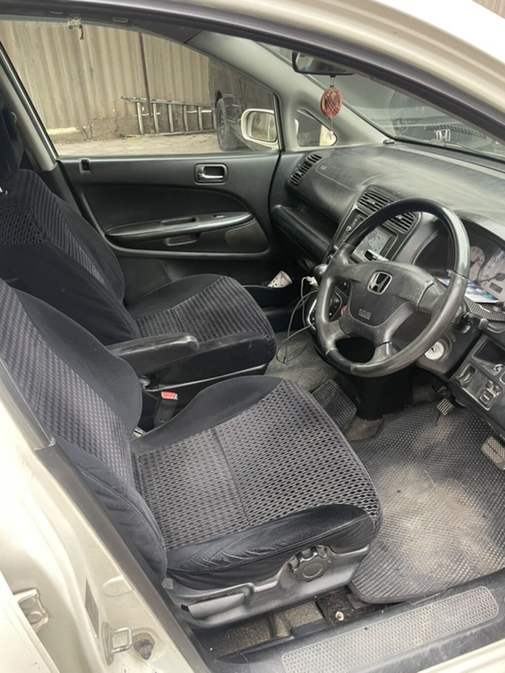 Honda Stream: 2003 г., 1.7 л, Автомат, Газ, Минивэн: фото 5