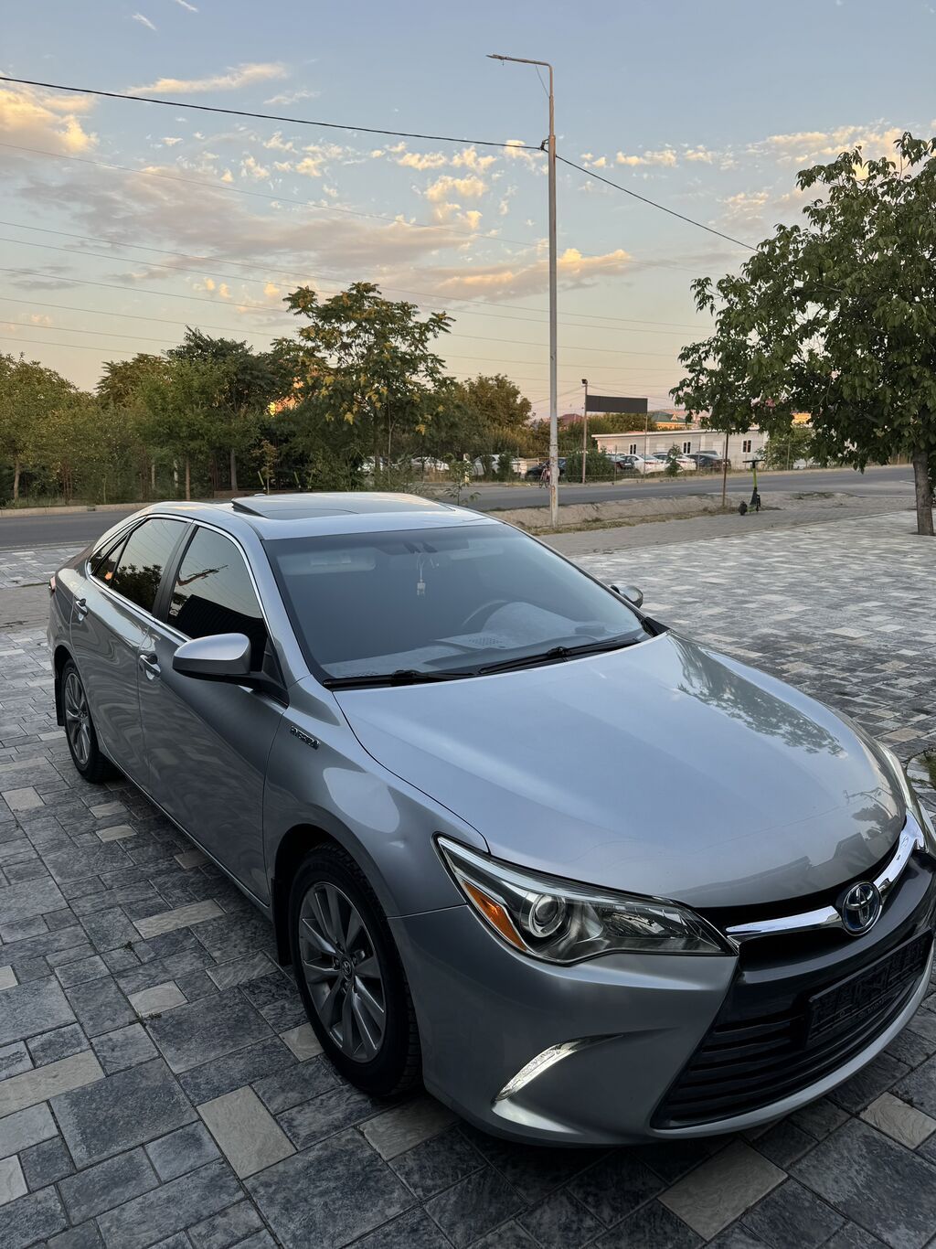 Toyota Camry: 2017 г., 2.5 л, Автомат, Гибрид, Седан: фото 8