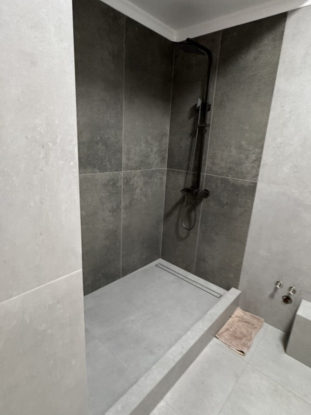 3 комнаты, 77 м², ул. Баха / Гагарина 12 этаж, Свежий ремонт: фото 5