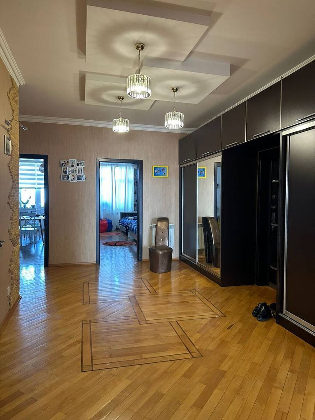 3 otaqlı, Yeni tikili, m. Qara Qarayev, 140 kv. m